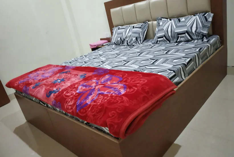ARHAM INN HOME STAY 
